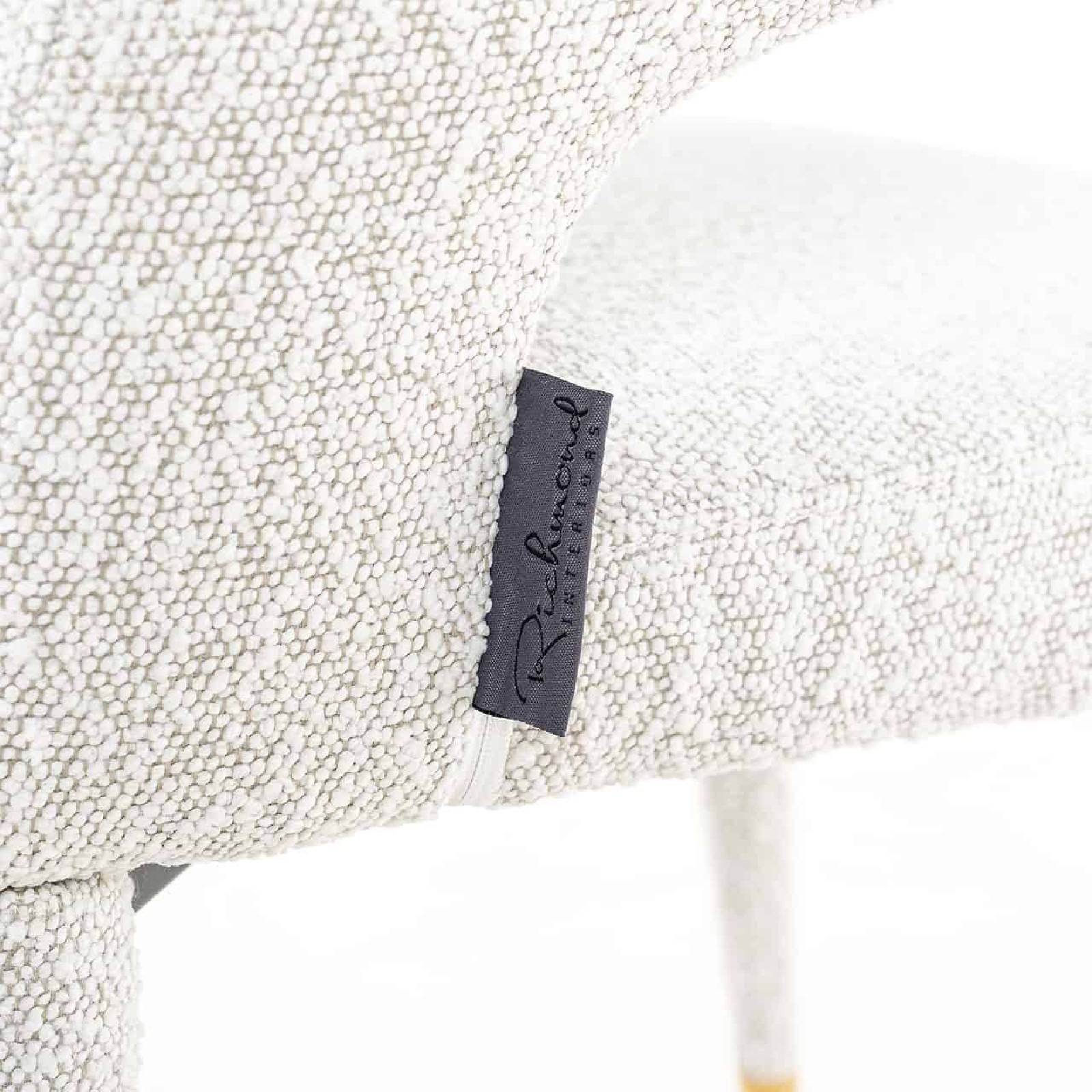 Chaise Gia blanc bouclé Fire retardant (FR-Copenhagen 900 Bouclé blanc)